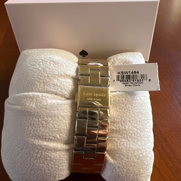 Kate spade gold tone watch - Picture 2 of 3